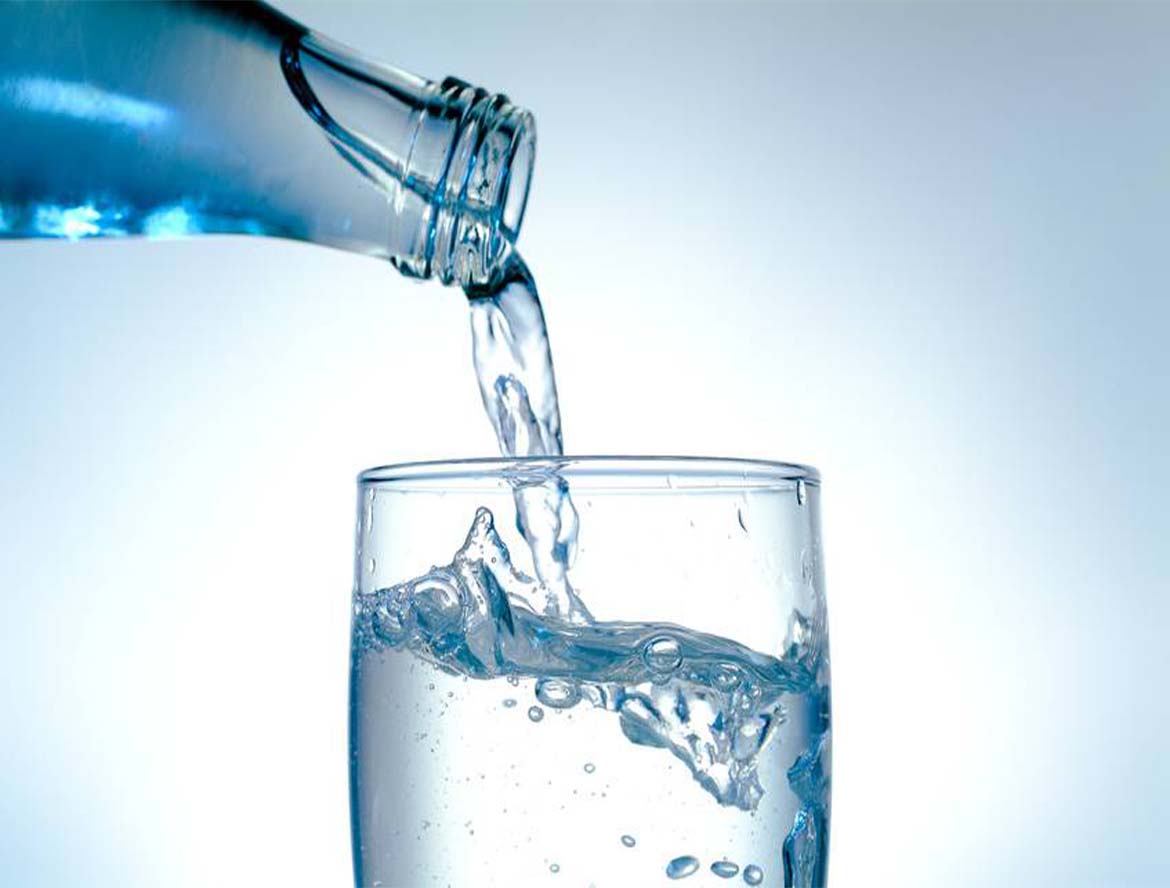 Acqua minerale naturale e acqua potabile